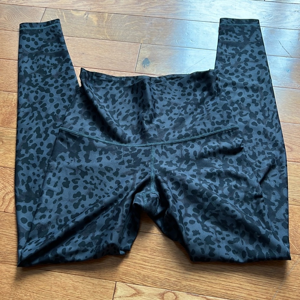 Old Navy Active Go Dry Leggings